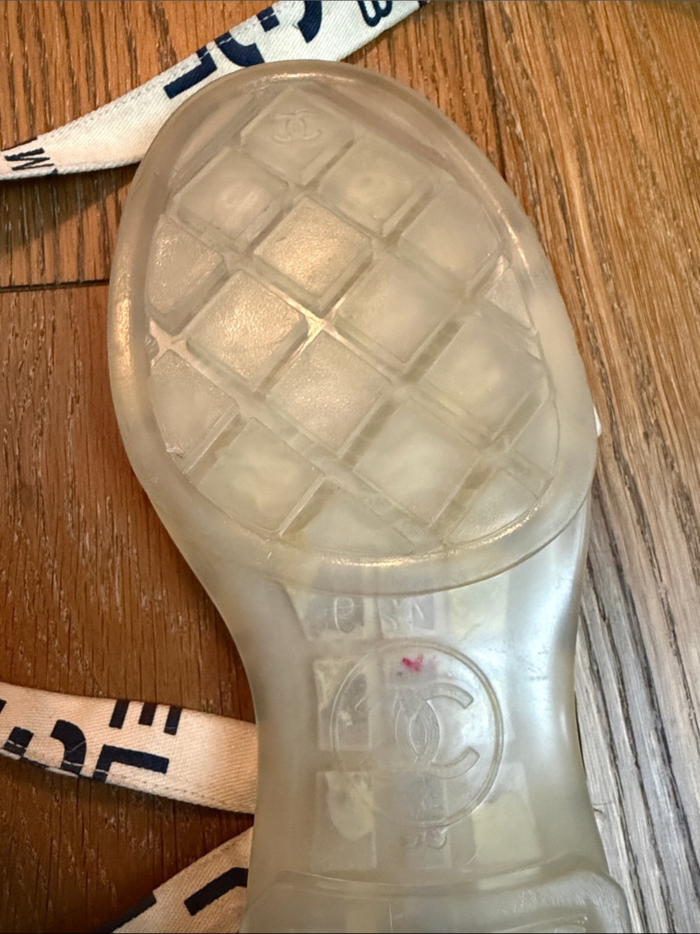 CHANEL Navy Graphic Wrap Sandal on Cream Canvas - Picture 3 of 3
